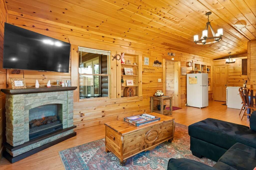 Dream Weaver Cabin Villa Candler Buitenkant foto